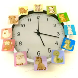 【双子育児を楽にする知育玩具】3歳から教える時計の見方におすすめアイテム